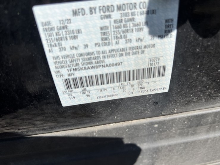 2023-ford-explorer-image-22