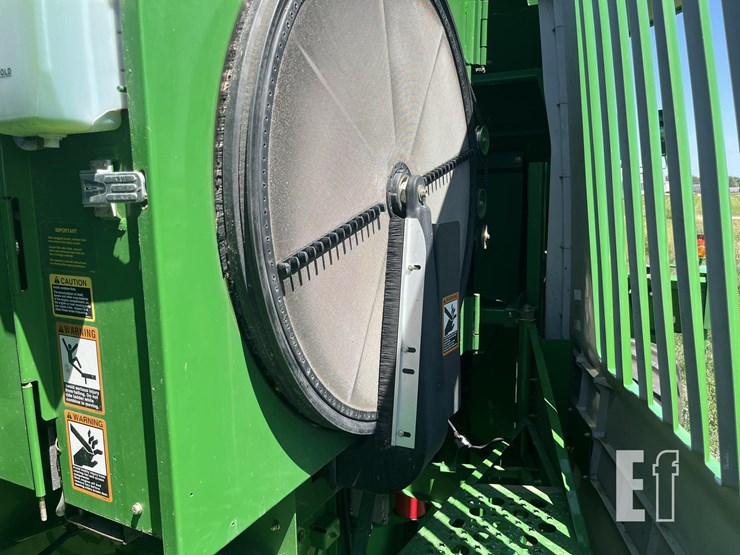 2005-john-deere-9560-sts-image-29