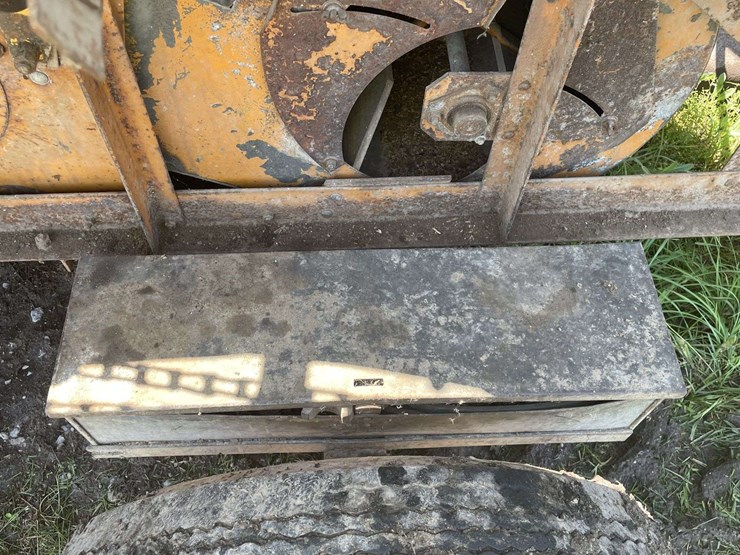 minneapolis-moline-1200-corn-sheller-image-98