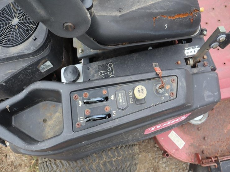toro-zero-turn-mower-image-12