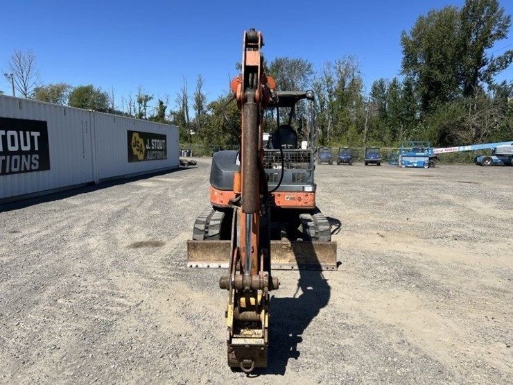 2009-hitachi-zx50u-3-image-8