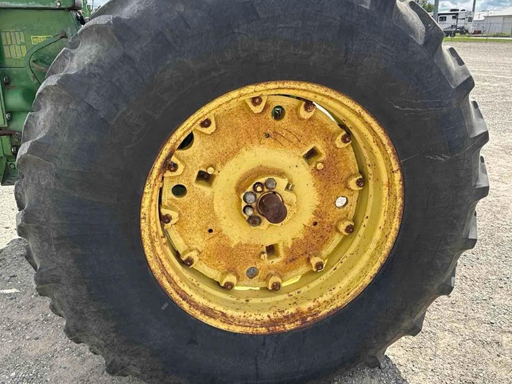 john-deere-4000-image-7