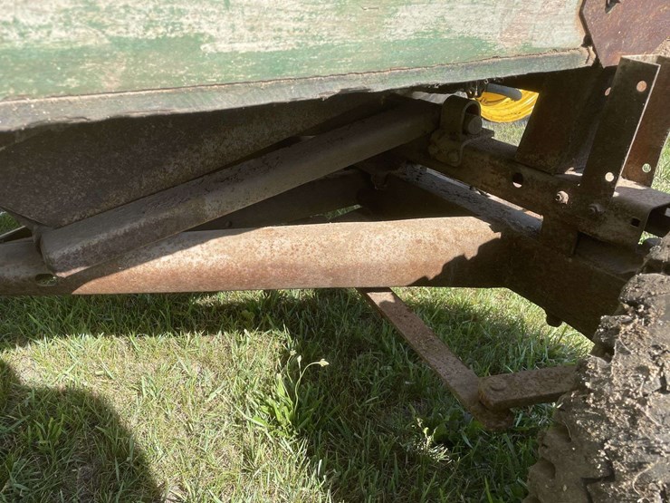 john-deere-triumph-wagon-and-running-gear-image-40