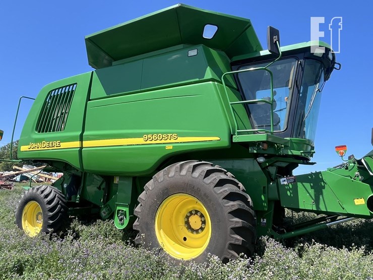 2005-john-deere-9560-sts-image-1