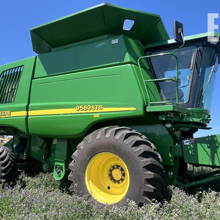 2005 JOHN DEERE 9560 STS