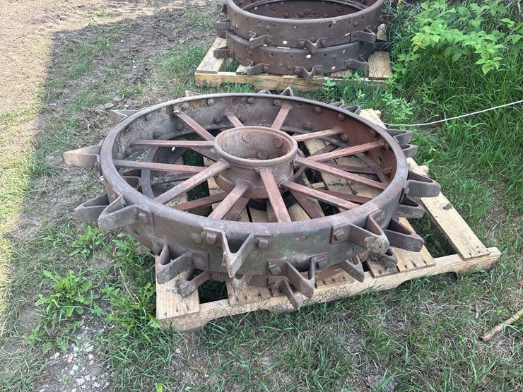 (2)-allis-chalmers-wc-steel-wheels-image-2