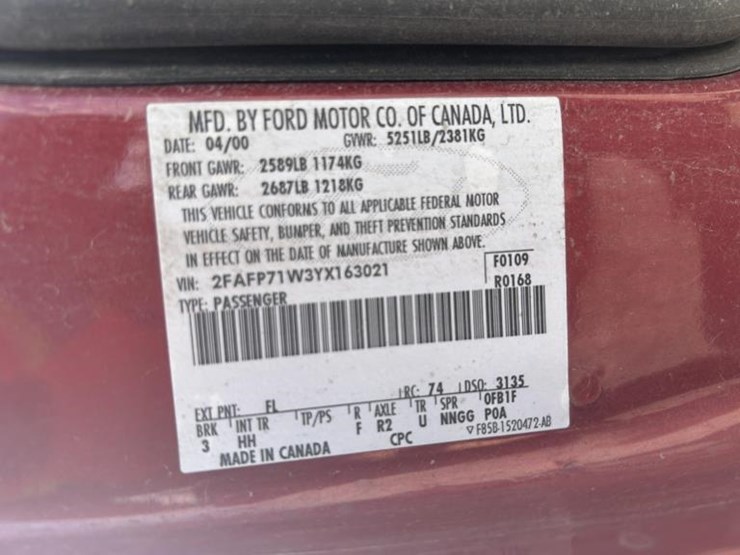 2000-ford-crown-victoria--image-11