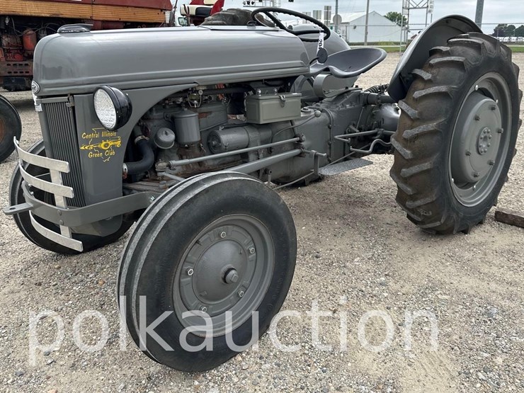2040-ford-2n-image-1