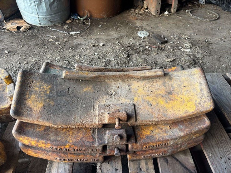 (5)-minneapolis-moline-front-slab-weights-image-1