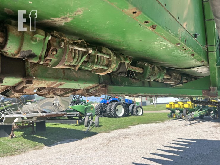 new-holland-cr9060-image-16