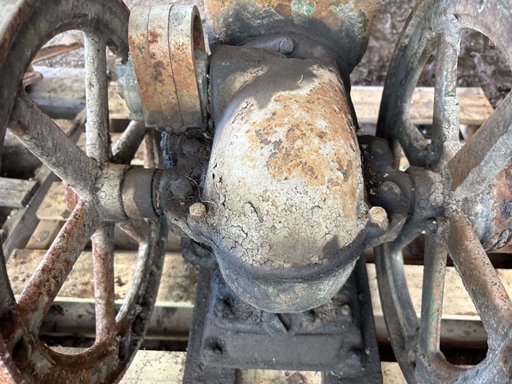 john-deere-model-e-1.5-hp-engine-image-21