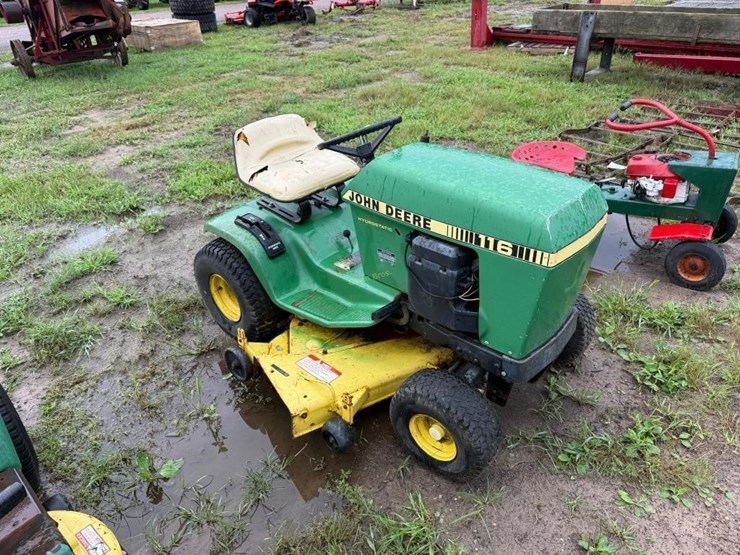 john-deere-116-image-1