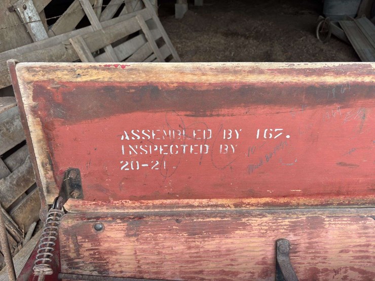 moline-8’-grain-drill-image-42