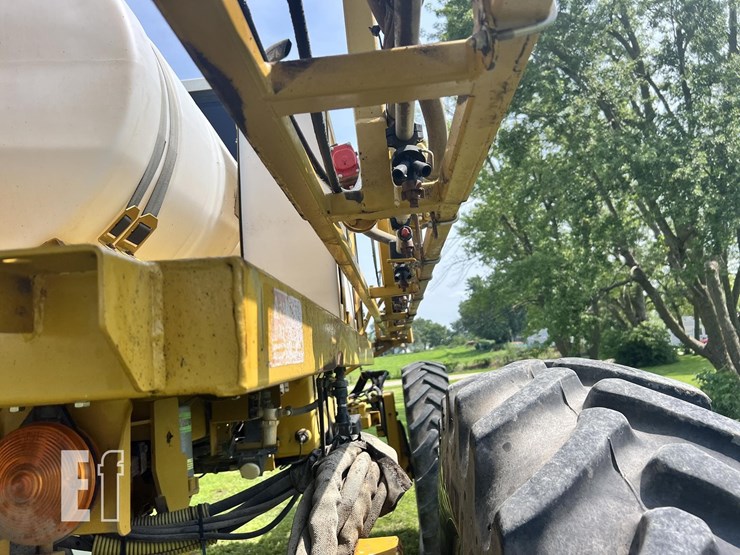 ag-chem-rogator-854-image-30