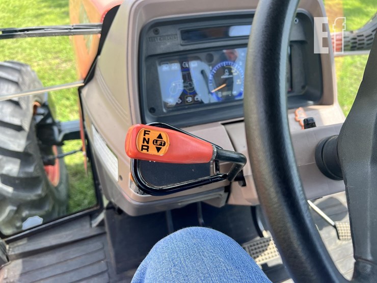 2005-kubota-m125x-image-54