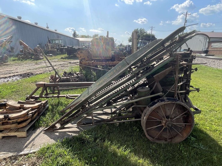 john-deere-corn-binder-image-2