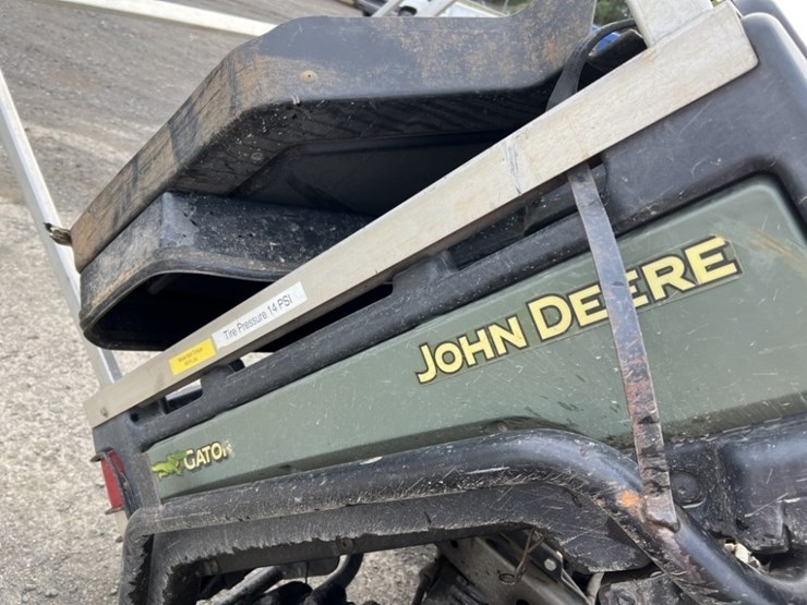 john-deere-gator-image-21