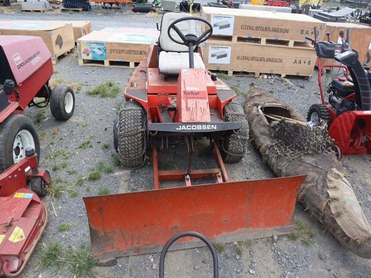 jacobson-riding-mower-image-3