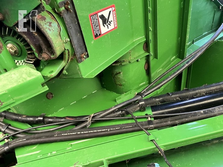 2005-john-deere-9560-sts-image-26
