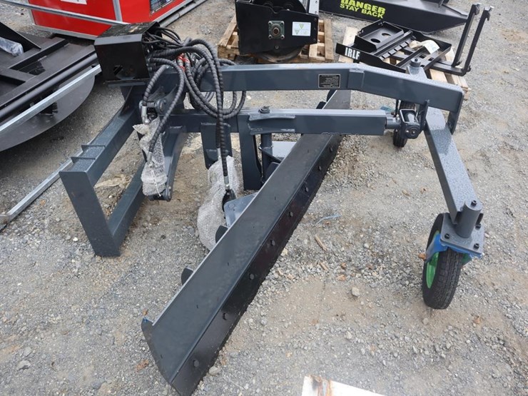 future-ftgr87-skid-steer-grader-image-2