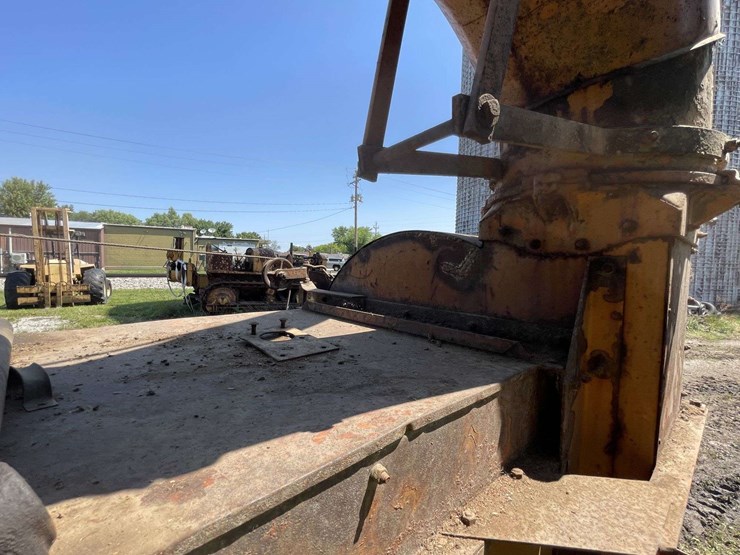 minneapolis-moline-1200-corn-sheller-image-54
