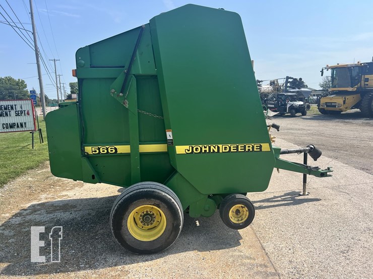 1996-john-deere-566-image-4