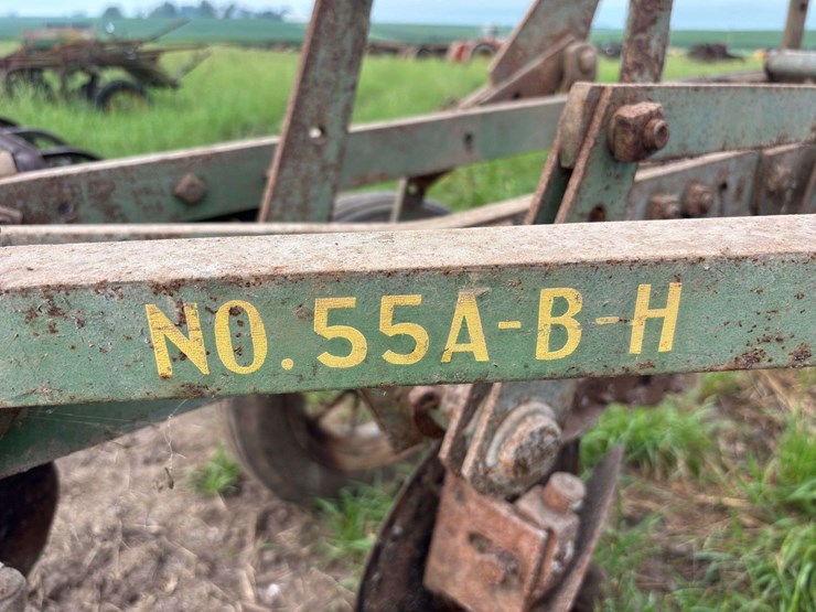 john-deere-14-image-53