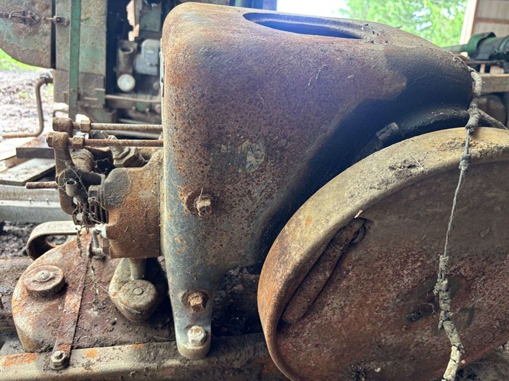 1-1/2---2-1/2-hp-international-harvester-la-engine-image-13