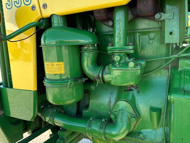 john-deere-330-image-5