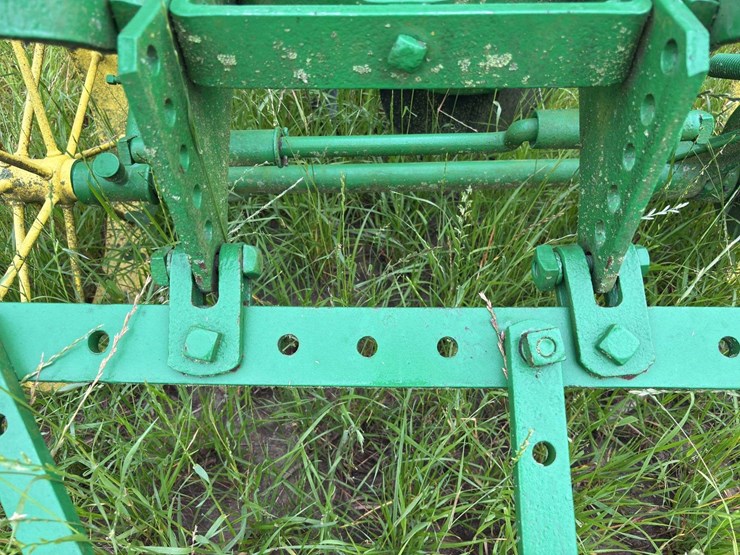 john-deere-14-image-36