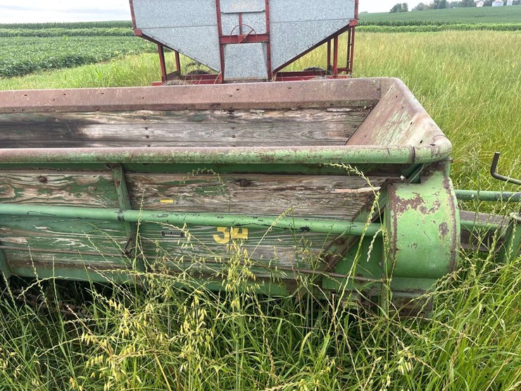john-deere-34-image-10