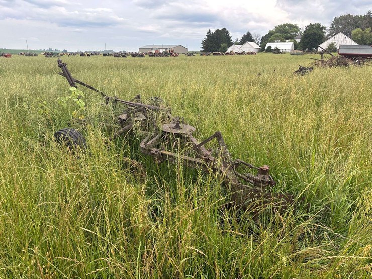 5-bottom-14”-pull-type-plow-image-6