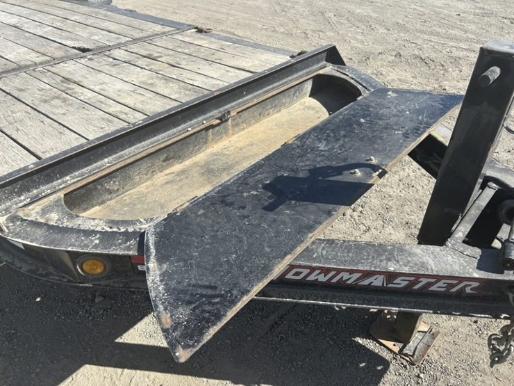 2021-towmaster-t-12dt-image-16
