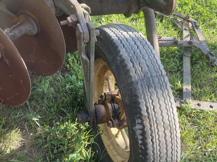 john-deere-disk-plow-image-43