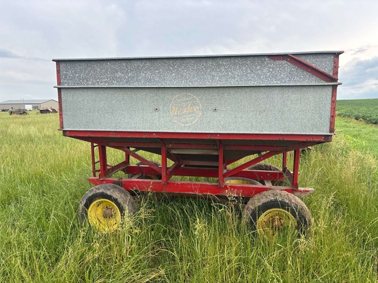 heider-gravity-box-and-john-deere-running-gear-image-8