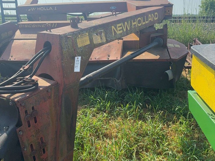 new-holland-411-image-2
