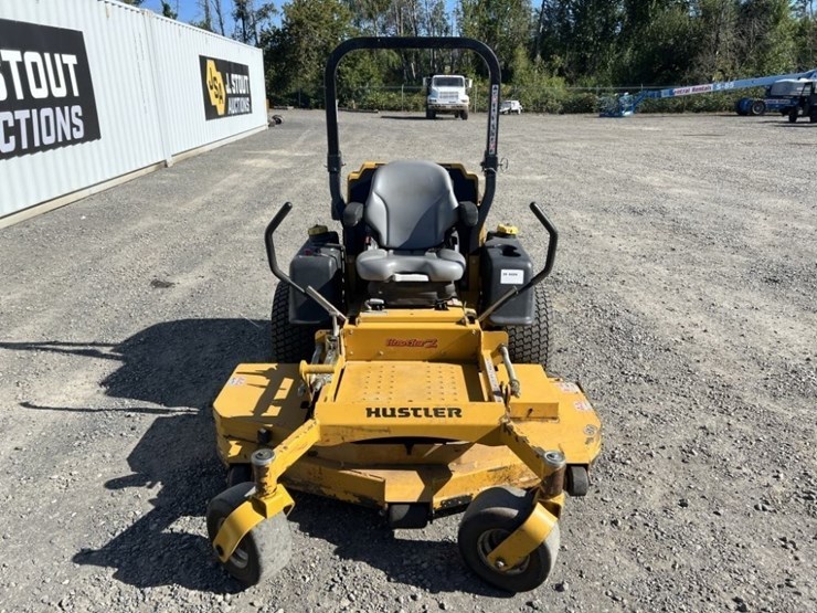 2014-hustler-zero-turn-mower-image-8