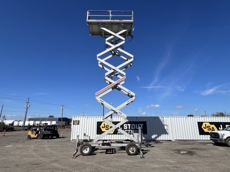 simon-super-witch-4612e-scissor-lift-image-19