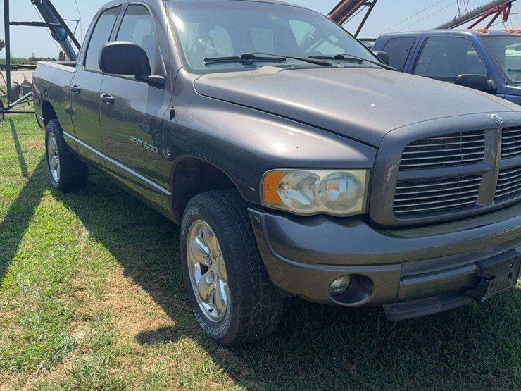 2002-dodge-ram-1500-image-2