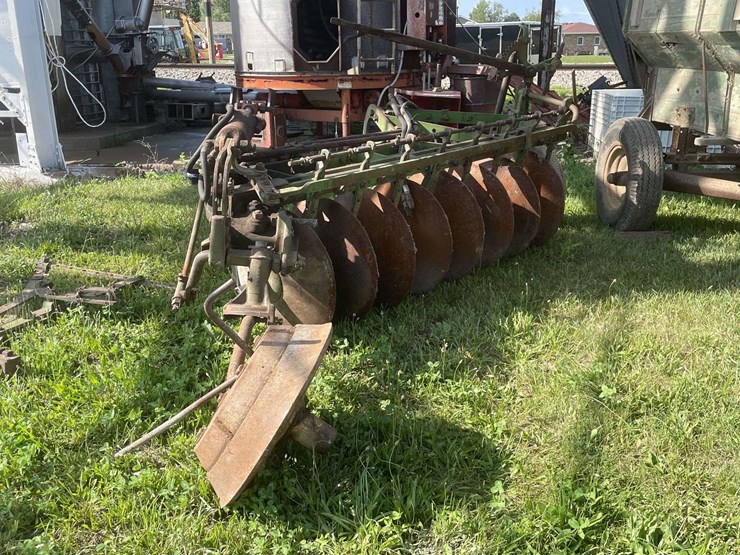 john-deere-disk-plow-image-42