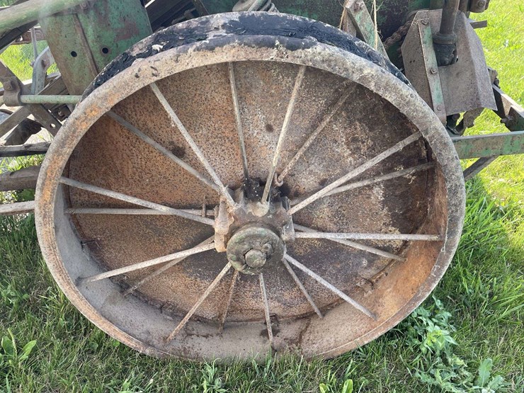 john-deere-corn-binder-image-40