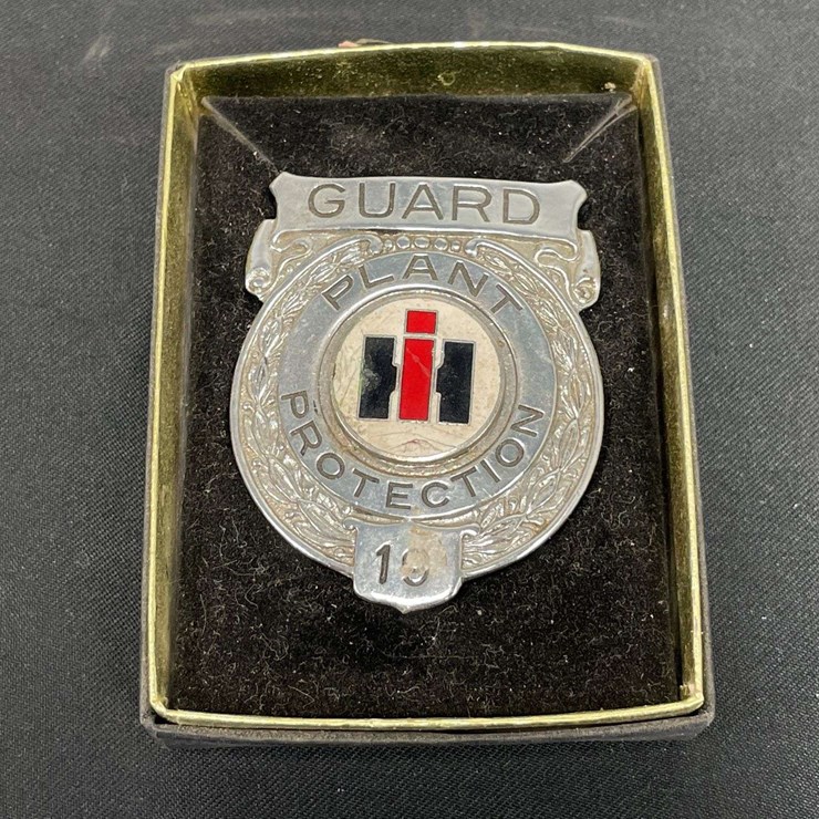 IH Plant Protection Guard Badge