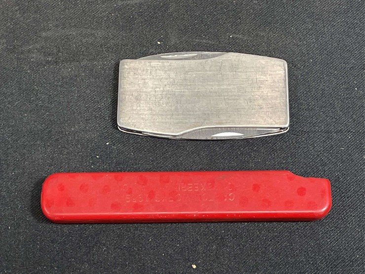 (2)-ih-knives-image-2