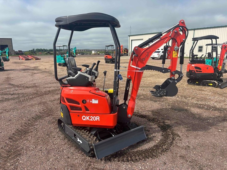 unused-2025-cfg-qk20r-mini-excavator-image-2