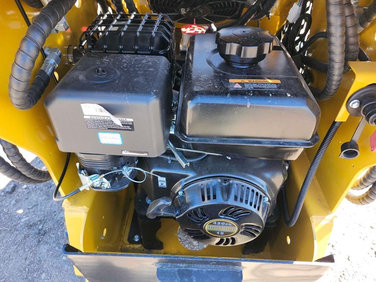 unused-2025-agt-mx-mrt14-compact-track-loader-image-8