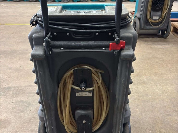 dri-eaz-evolution-lgr-dehumidifier...model:f292-sm-(does-not-run)-image-3