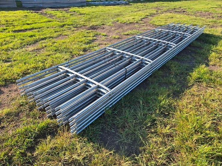 6-bar-continuous-panels-image-1