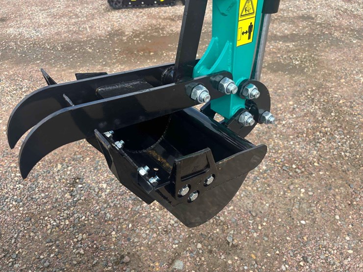 unused-2025-cfg-h15r-mini-excavator-image-5