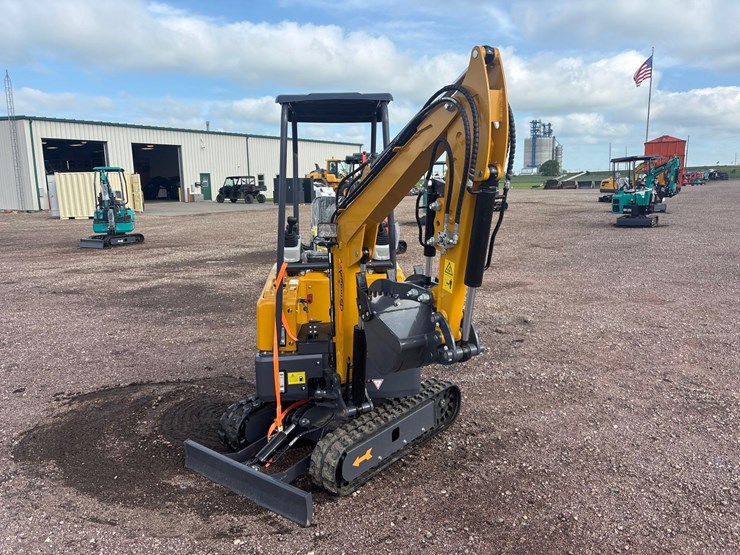 unused-2025-cfg-mx20r-mini-excavator-image-2