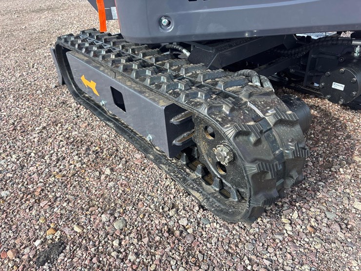 unused-2025-cfg-mx15rx-mini-excavator-image-5